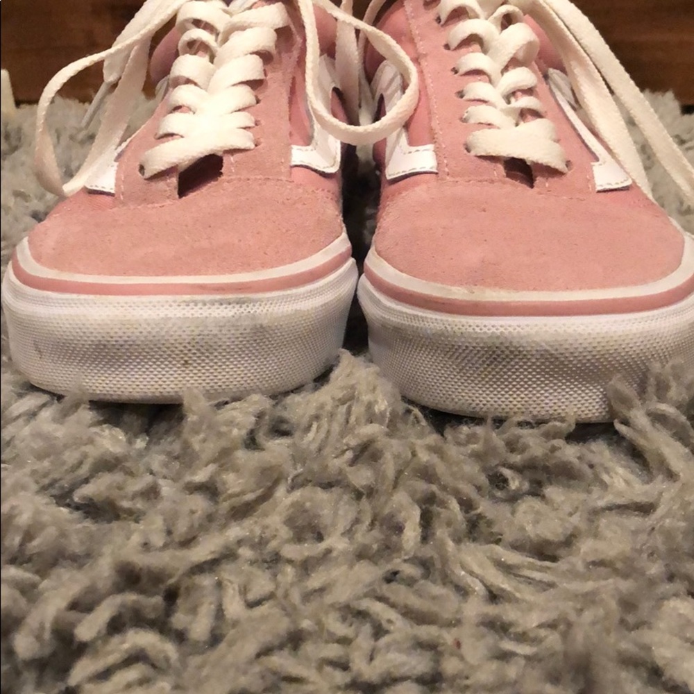 Pink vans! - Picture 4 of 6